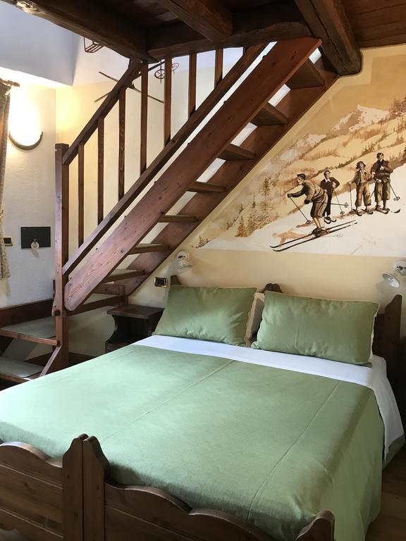 Chalet Chez Nous Oulx エクステリア 写真