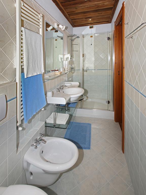 Chalet Chez Nous Oulx エクステリア 写真